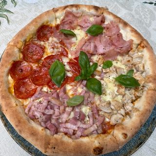 Pizza Quattro Carni