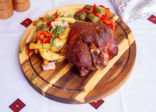 Ciolan crocant cu cartofi țărănești