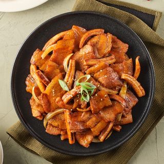 Spicy squid&pork stir fry