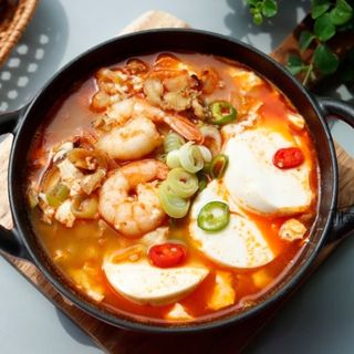 Spicy seafood tofu stew