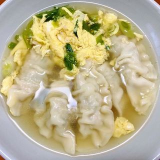 Dumpling soup