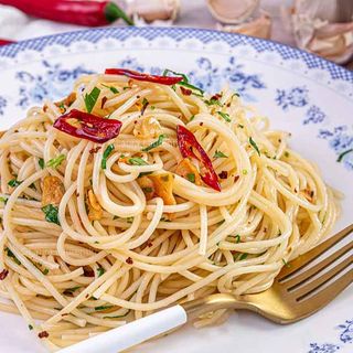 Aglio Olio cu creveti
