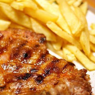 Ceafa de porc la gratar