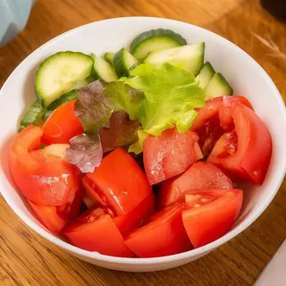 Salată asortată de sezon