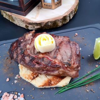 Antricot de vită din America de Sud pe jar