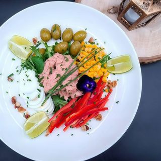 Salată de la Soare Apune