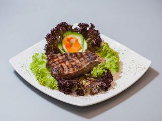 Ceafă de porc la grătar