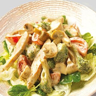 Salata calda cu piept de pui