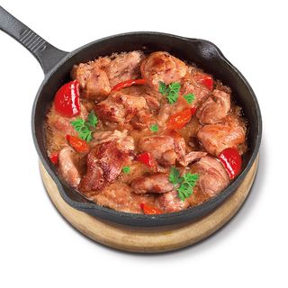 Tigaie picanta de pui cu mamaliga