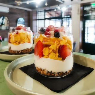 Bol Granola (vegetarian) 