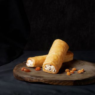 Ștrudel LUCA cu brânză dulce și stafide