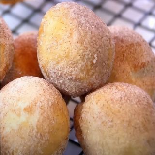 Mini Gogosi cu zahar si scortisoara