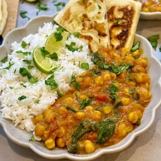 Curry de naut și orez basmati