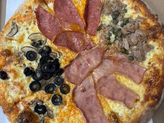 Pizza Quatro Stagioni Grande