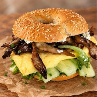 BAGEL & PLEUROTUS