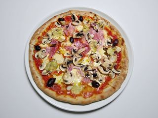 Pizza Capricciosa Ø30cm