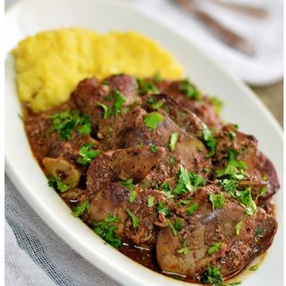 Ficăței de pui cu mămăligă 