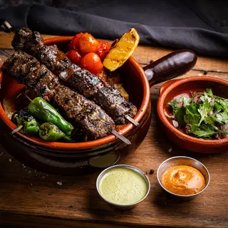 Terracotta Pot and two Beef fillet Skewers