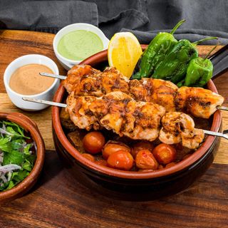 Terracotta Pot and two Chicken Skewers