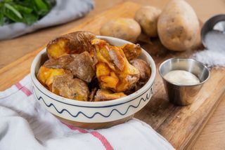 Crispy crushed potatoes