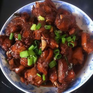 O06. Iepure in sos chinezesc/红烧兔肉/Braised rabbit
