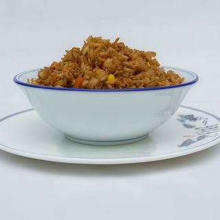 C06. Orez cu sos de soia chinezec/酱油炒饭/Fried rice with chinese sauce