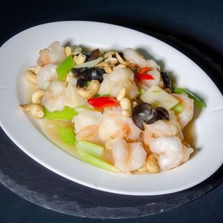 K11.	Creveti cu caju/腰果虾仁/Cashew shrimps