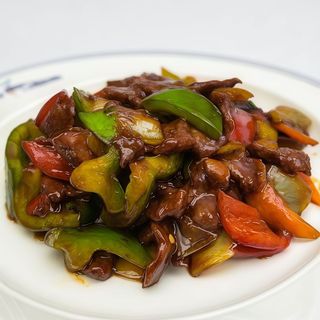 N03. Oaie in sos de stridii/耗油羊肉/Oyster sauce lamb