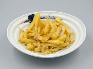 E09. Cartofi Jiaoyan/椒盐土豆条/Spiced salt potatoes