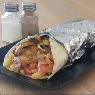 Shaorma cu carne de pui si curcan