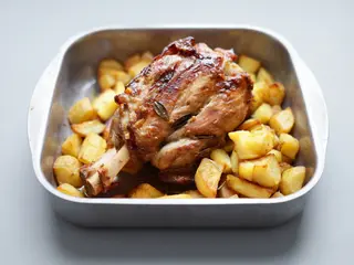 Ciolan de porc stinco