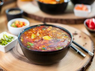 Supa iute-acrișoară