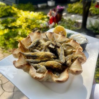 Hamsii in cos de paine