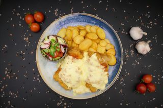 Snitel de curcan parmigiana