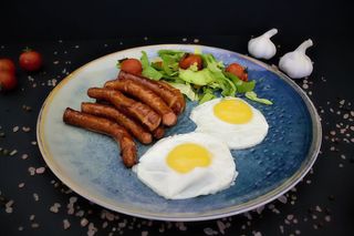 Ochiuri cu carnaciori