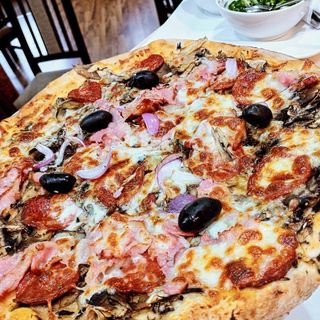 Pizza Romaneasca mare