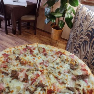 Pizza Prosciutto mare