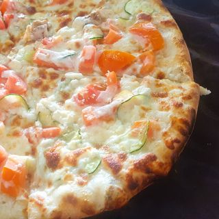 Pizza Quattro formaggio mare