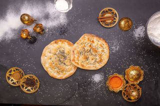 Tırnaklı Pide Ekmek mica