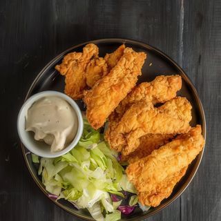 Pui crispy cu sos de usturoi