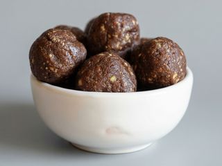 Healthy Cacao Bites 4 x 25 gr (vegan, fara zahar, fara gluten)
