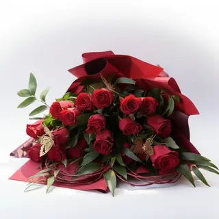 Buchet inima trandafiri