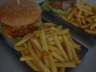 MENIU BURGER DE PUI