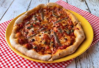 Pizza Napoli Ø 32cm