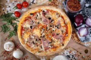 Pizza Prosciutto e Funghi Ø 32cm