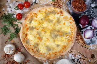 Pizza Quattro Formaggi Ø 40cm