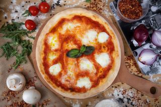 Pizza Regina Margherita Ø 32cm