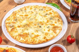 Pizza Quattro Formaggi