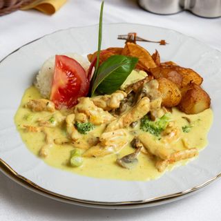 Piept de pui cu ciuperci si broccoli