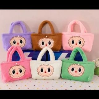 Geantă pufoasă Labubu